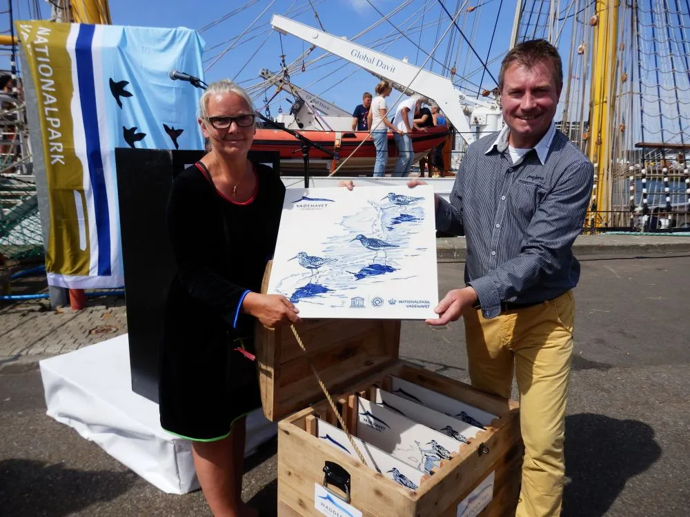 De 5 Verdensarvsfliser ankommer til fejringen på Esbjerg Havn