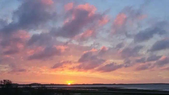 Solen står op over Dråby Vig