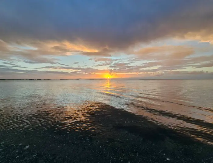 God hjertelig morgen... Måske snart regn... Bølgerne ruller... TAK Foto © Else Pia